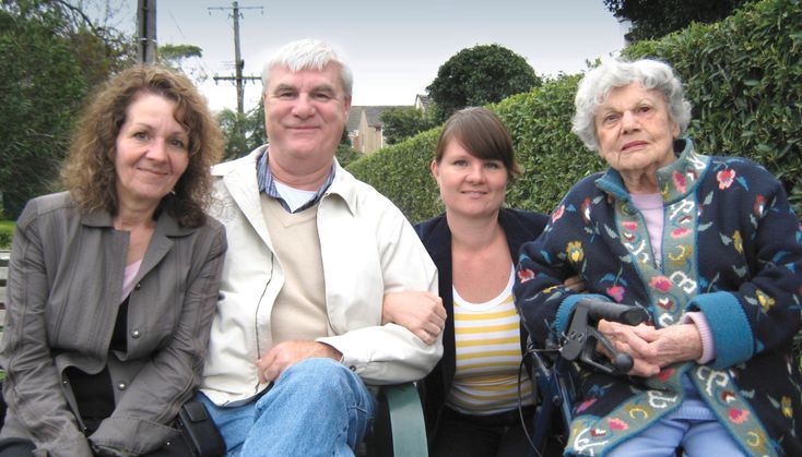 Mike Rinder’s family: wife Cathy, brother Andrew, daughter Taryn and mother Barbara in Melbourne